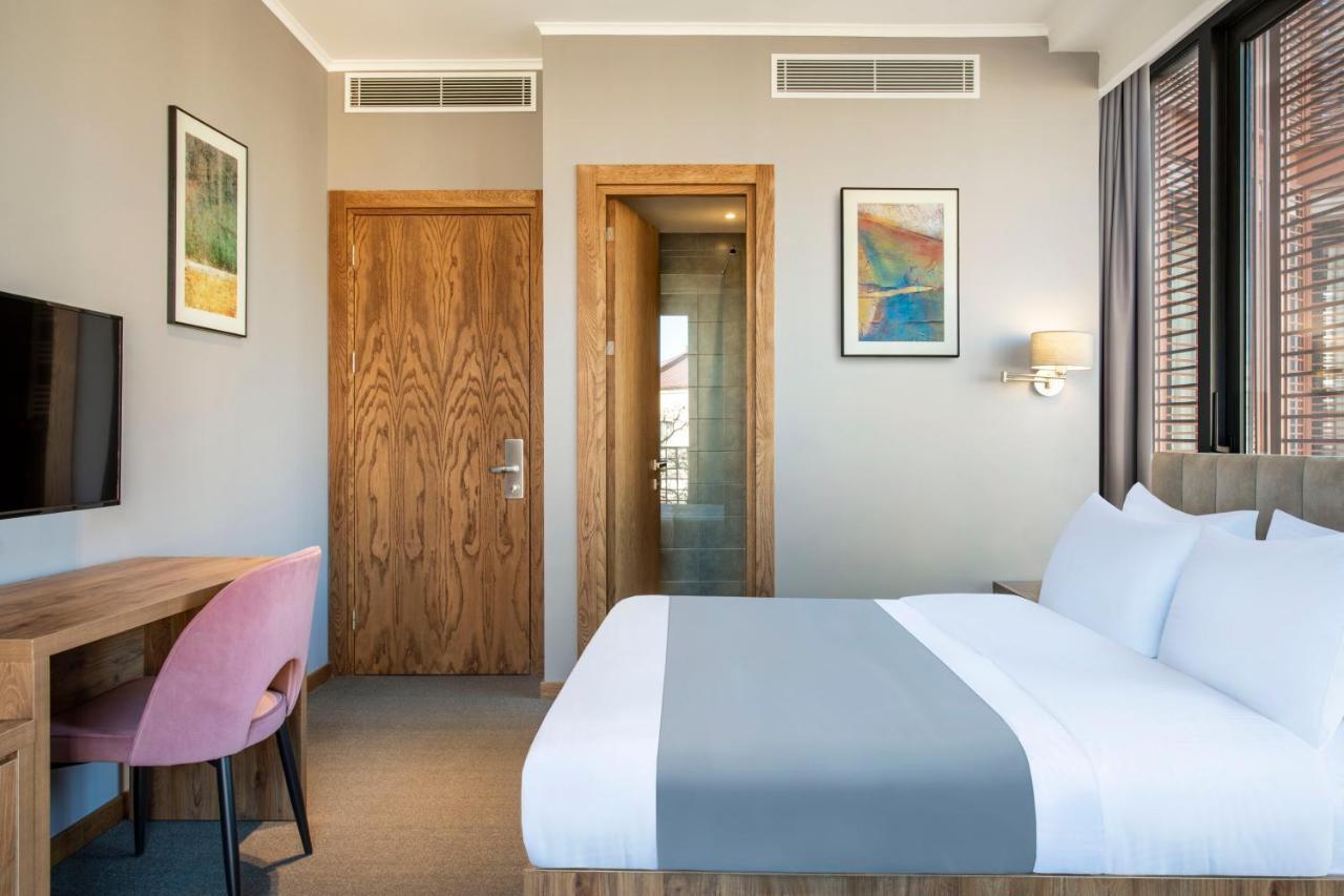 Barnovi Boutique Hotel ティビリシ エクステリア 写真